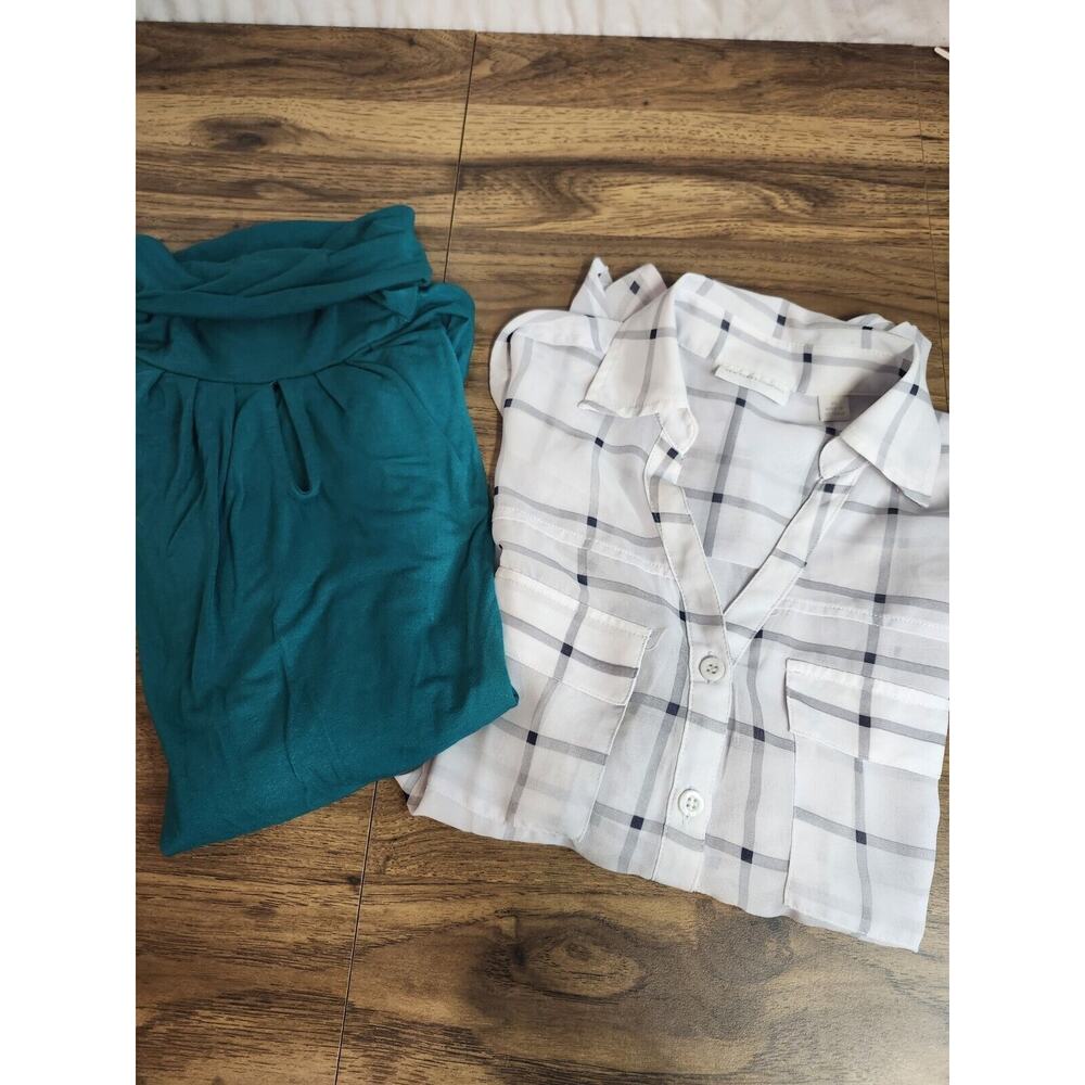 2 New York & Co Size Xs Tops
